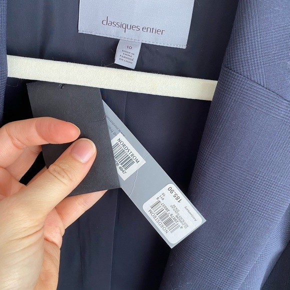 NWT Classiques Entier Navy Blazer - Size 10 - Picture 2 of 3